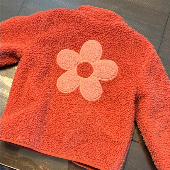 Red Sherpa Jacket with Flower Patch 5-6 size - Picture 4 of 4